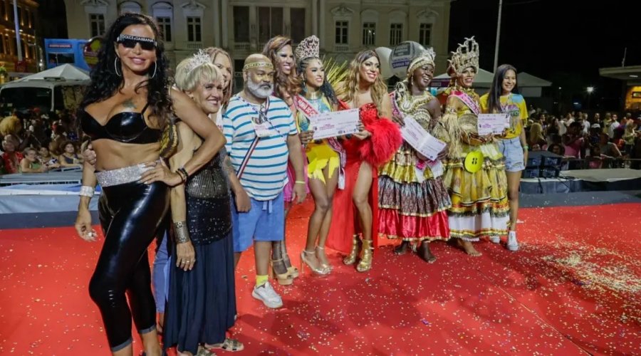[Concursos de Fantasia Gay e Rainha LGBTrans abrem inscrições para o Carnaval 2026]