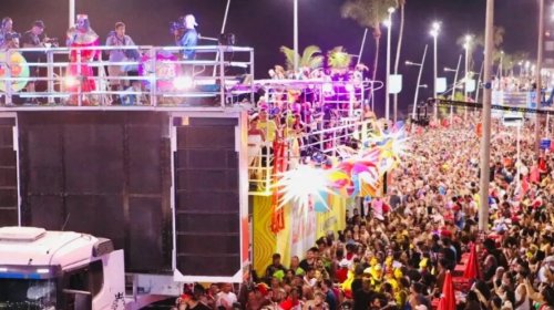 [Empresário expõe dificuldades dos trios elétricos no Carnaval e aponta baixa rentabilidade do setor]