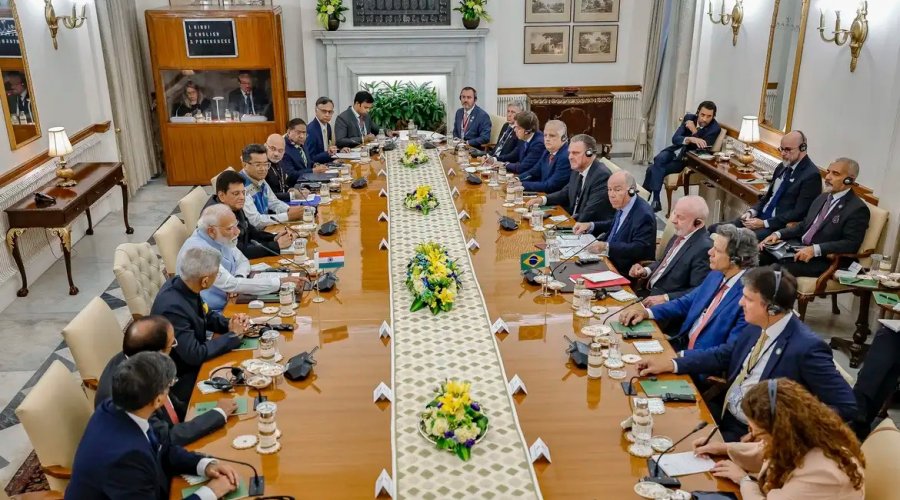 [Brasil e Índia fazem parceria para produção de medicamentos]