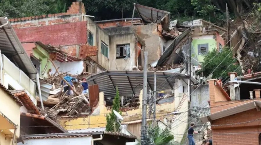 [Lula cobra Zema por não apresentar projetos para verba bilionária do Novo PAC em Minas]