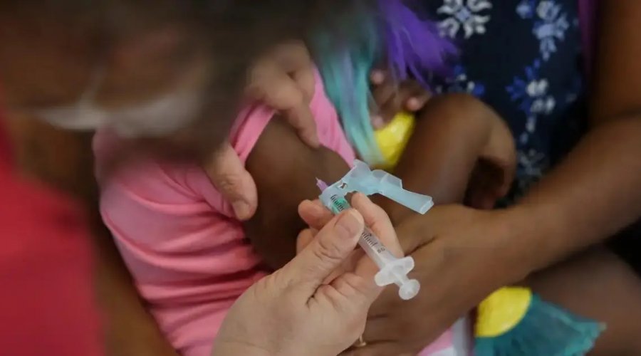 [Bahia soma mais de 1,4 mil casos de meningite desde 2020 e aparece entre os estados com mais registros no Nordeste]