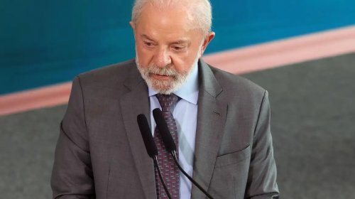 [Lula critica uso da força por nações ricas para invadir outros países]