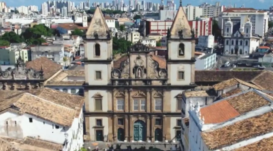 [IPHAN fecha contrato emergencial de R$ 1,8 milhão para reforço estrutural da Igreja de São Francisco, em Salvador]