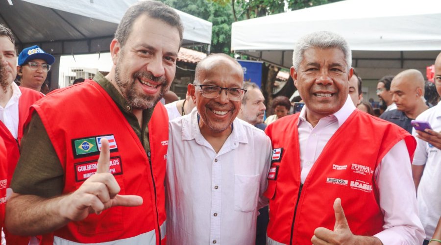 [Suíca destaca consolidação da 'Feira Periferia de Direitos' em Pernambués como ferramenta de cidadania e ampliação a serviços]