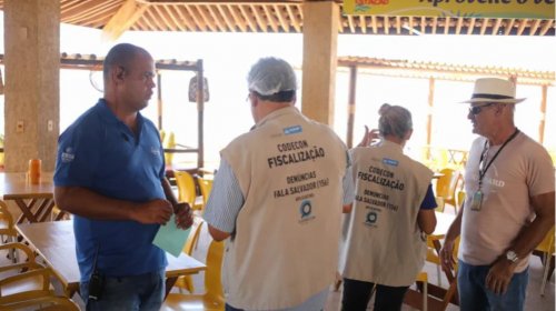 [Operação da Codecon intensifica fiscalização em bares durante período de jogos em Salvador]