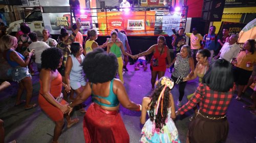 [Com apoio do Estado, festejos juninos no Nordeste de Amaralina fortalecem a cultura popular e...]