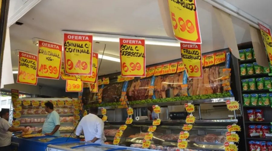 [Mercado reduz previsão da inflação pela terceira semana consecutiva, aponta Focus]