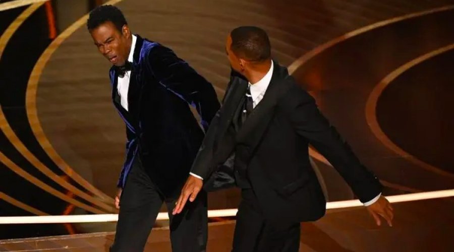 [Will Smith agride Chris Rock após comentário sobre Jada Pinkett-Smith no Oscar]