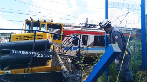 [Vídeo: Vagão do metrô descarrila e tomba em Salvador; ao menos seis pessoas ficaram feridas]